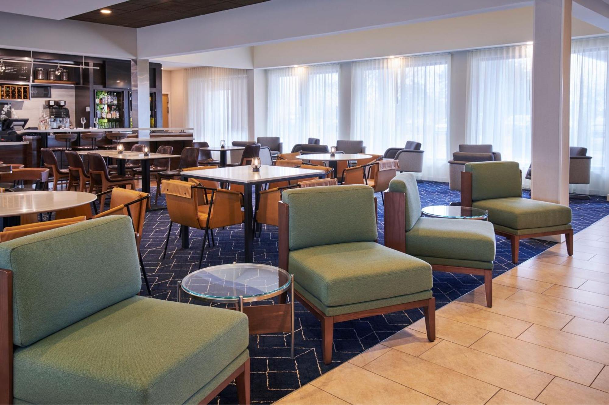 Courtyard By Marriott Detroit Livonia Hotel Ngoại thất bức ảnh