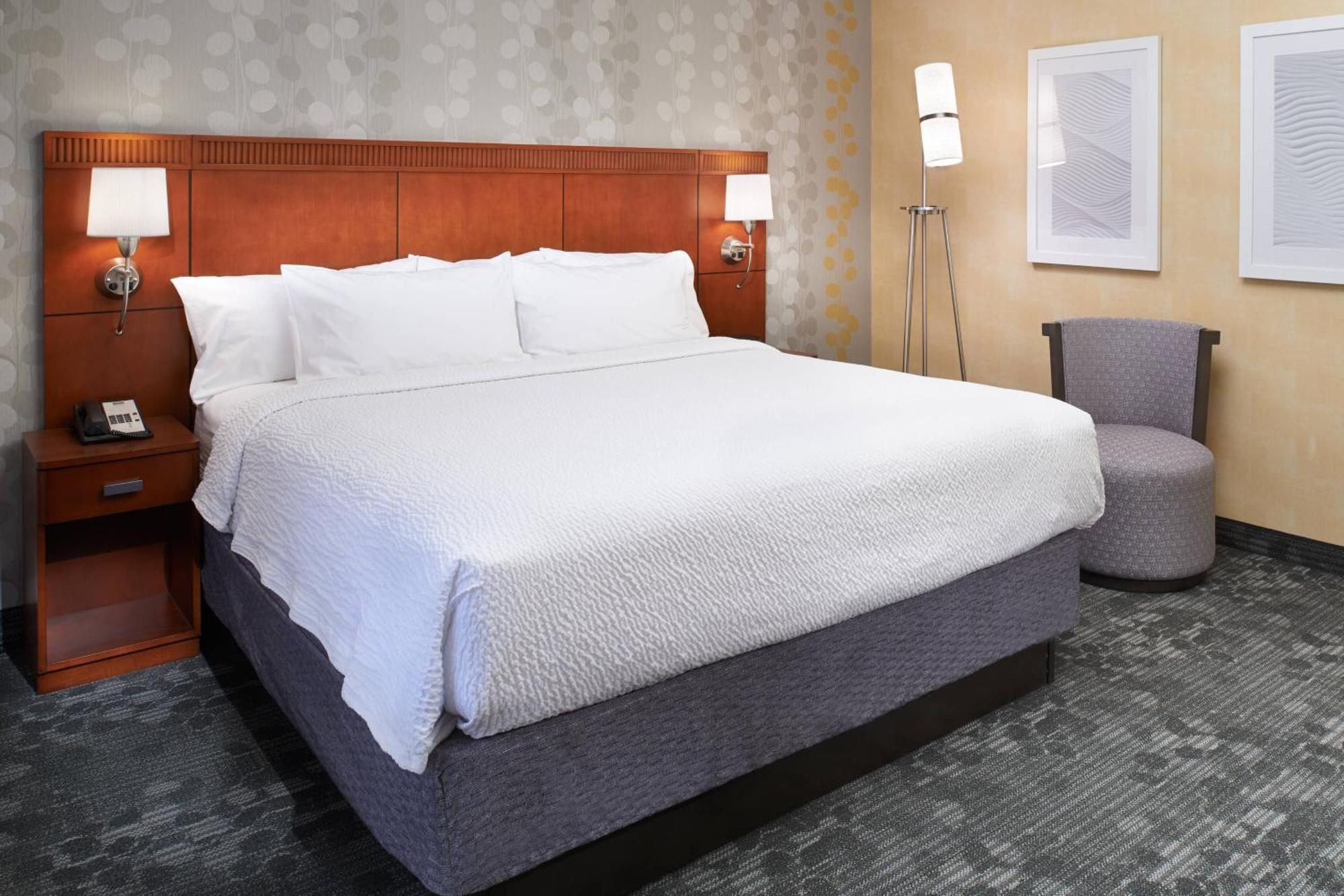 Courtyard By Marriott Detroit Livonia Hotel Ngoại thất bức ảnh